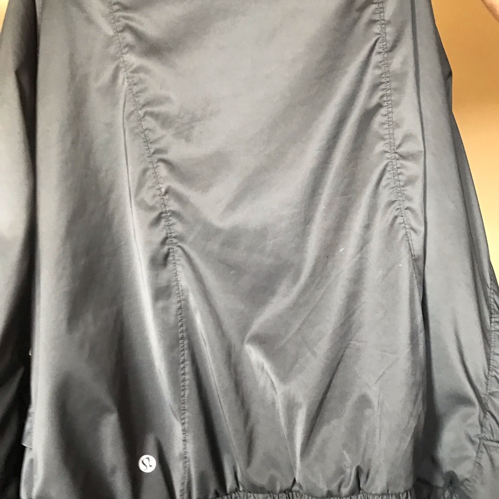 Lululemon black jacket - Picture 3 of 4